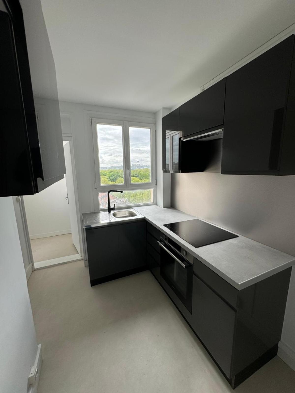 Logement Spacieux A 15Min De Paris - Free Parking - Free Wifi Pantin Luaran gambar